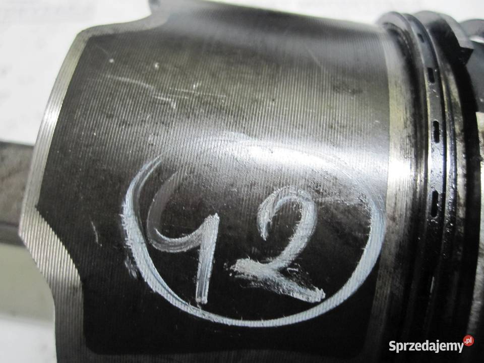 OPEL ANTARA 20 VCDI Z20S1 150 07R TŁOK KORBOWÓD