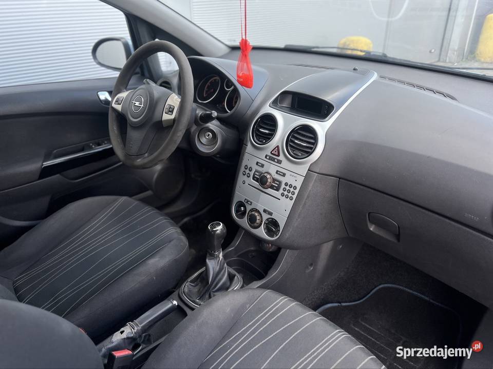 Opel Corsa w stanie 2009 benzyna Bielsko-Biała