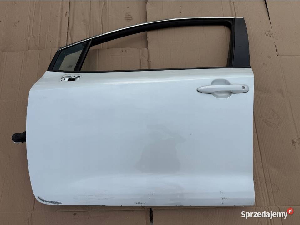 Toyota Corolla E21 sedan kod lakieru 089 części osobowe Części samochodowe Warszawa
