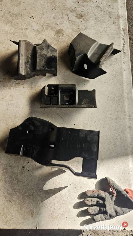 Obudowa kolumny kierowniczej FSO Polonez osobowe Kraków