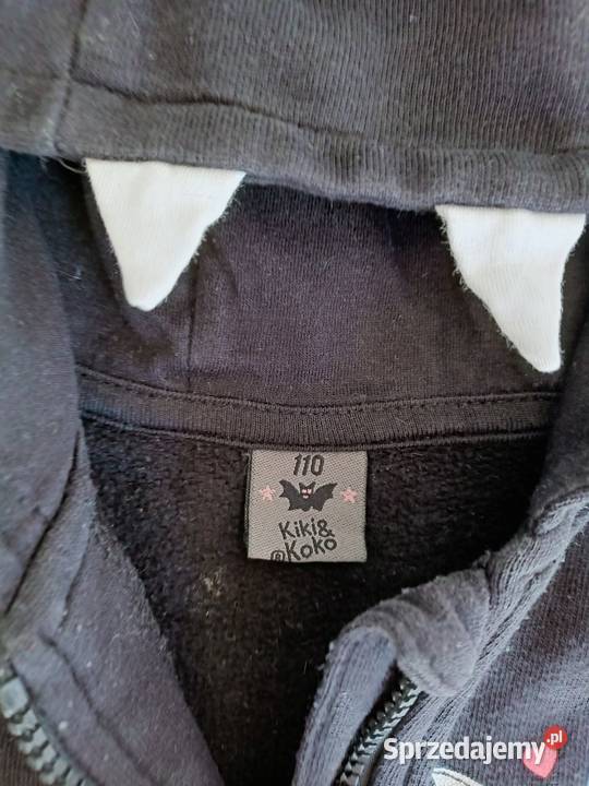 Bluza dziewczęca z kapturem czarna z wampirem Płock