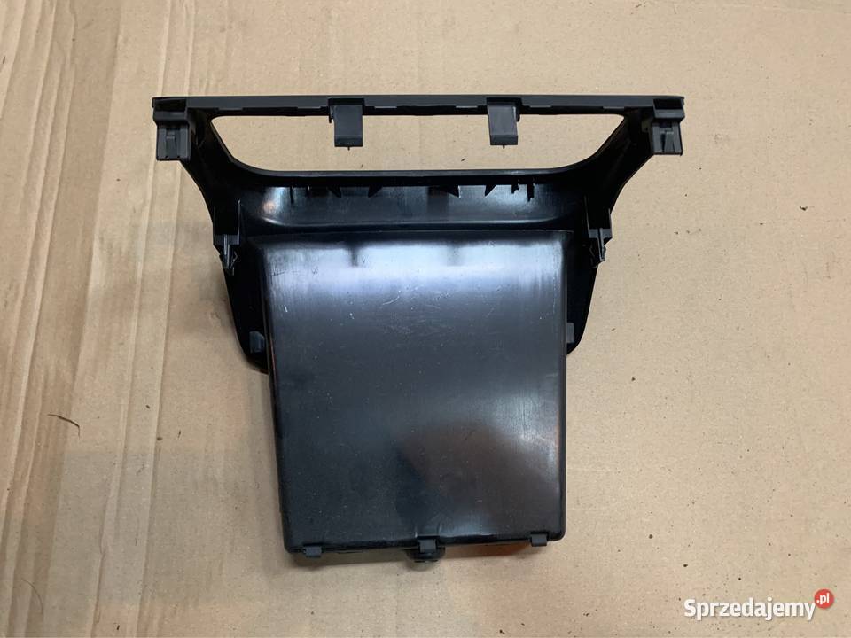 Schowek konsoli 5M0819422 vw tiguan 5N lift Szczecin sprzedam