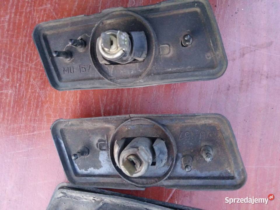 Polonez FSO Fiat 125 kierunkowskazy boczne Stalowa Wola