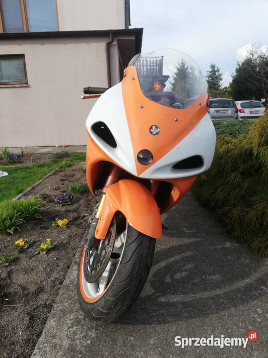 Suzuki Gsxr1000 K1 na TOR sportowy Jedlnia-Letnisko