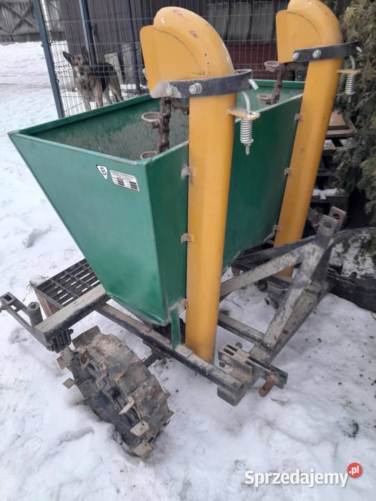 Sadzarka do ziemniakow Ulan-Majorat sprzedam