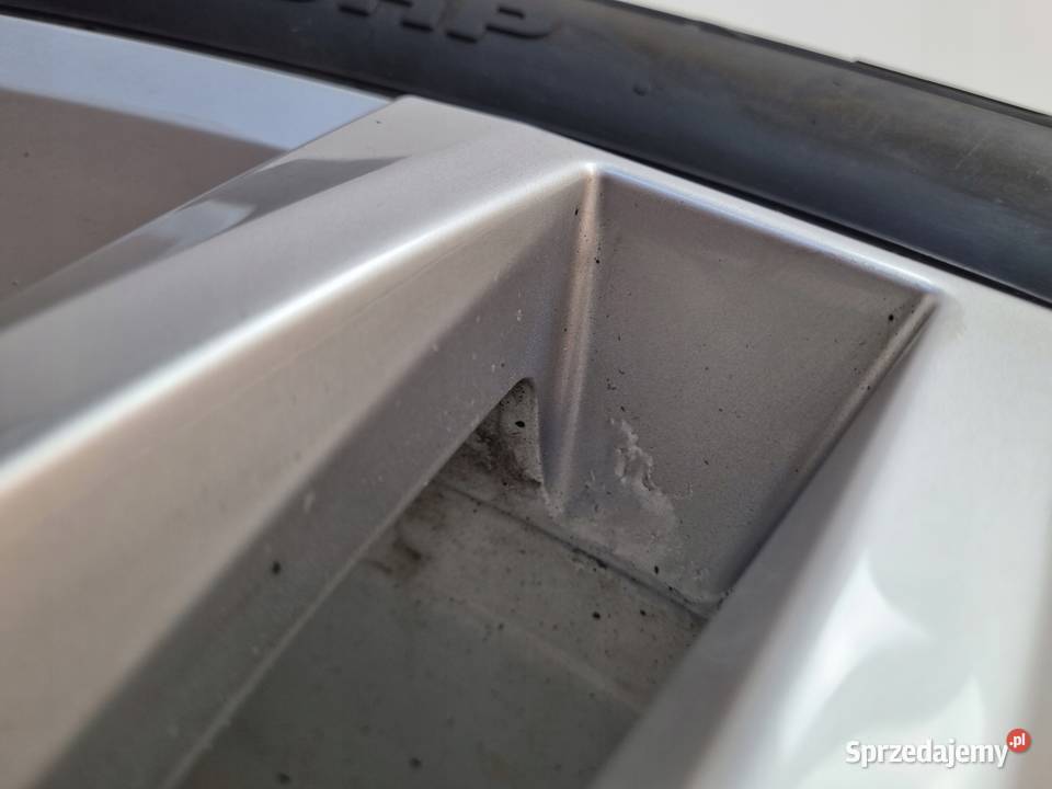FELGA ALUMINIOWA Vw Amarok 2H0601025AD opona Chełm sprzedam