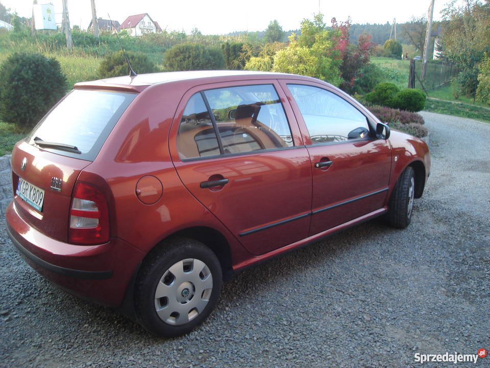 Sprzedam Skoda Fabia 14 MPi radio Zagórzany