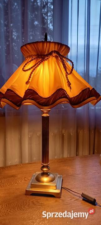 Romantyczna mosiężna lampa z abażurem Skierniewice