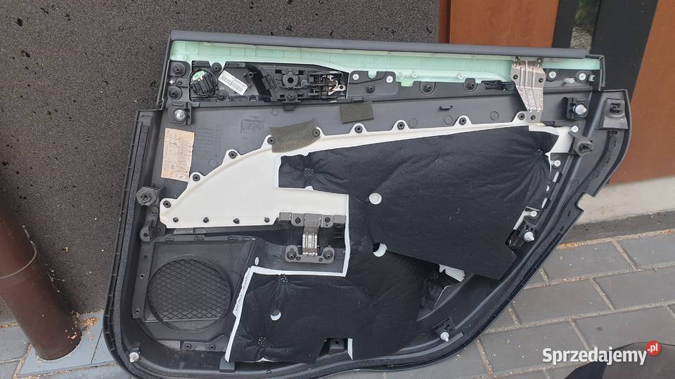 FORD MONDEO MK5 BOCZEK TAPICERKA DRZWI LEWY TYŁ