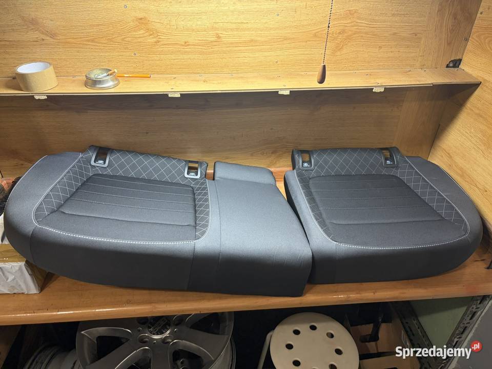 Siedzisko tylnej kanapy dzielone Skoda Fabia 3 Dąbrowa Górnicza