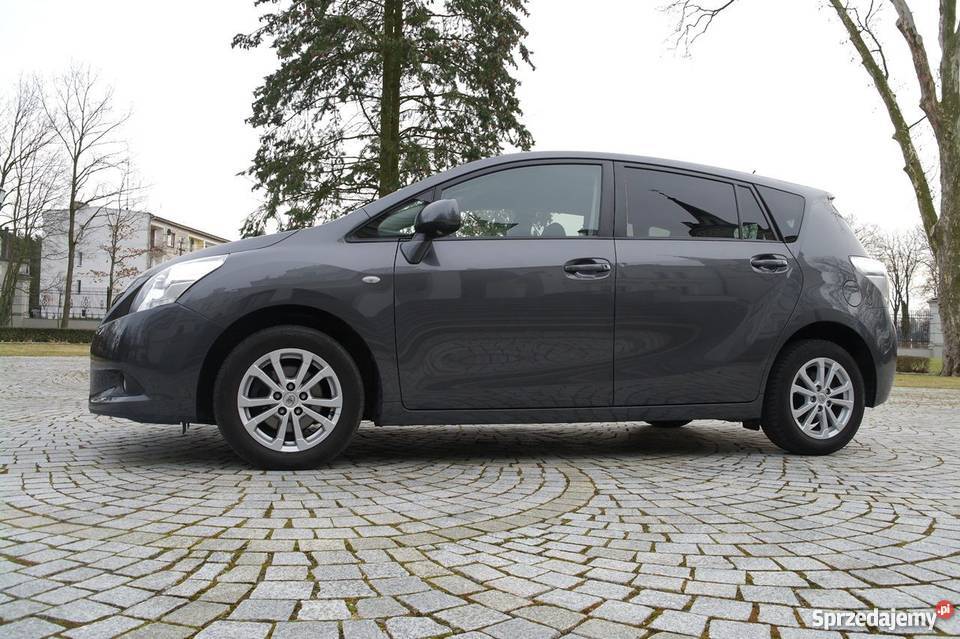 Toyota Verso automatyczna skrzynia biegów centralny zamek Jarocin sprzedam