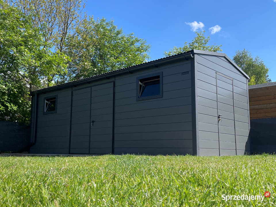 Garaż ocieplany z płyty warstwowej 37m grafit Kraków
