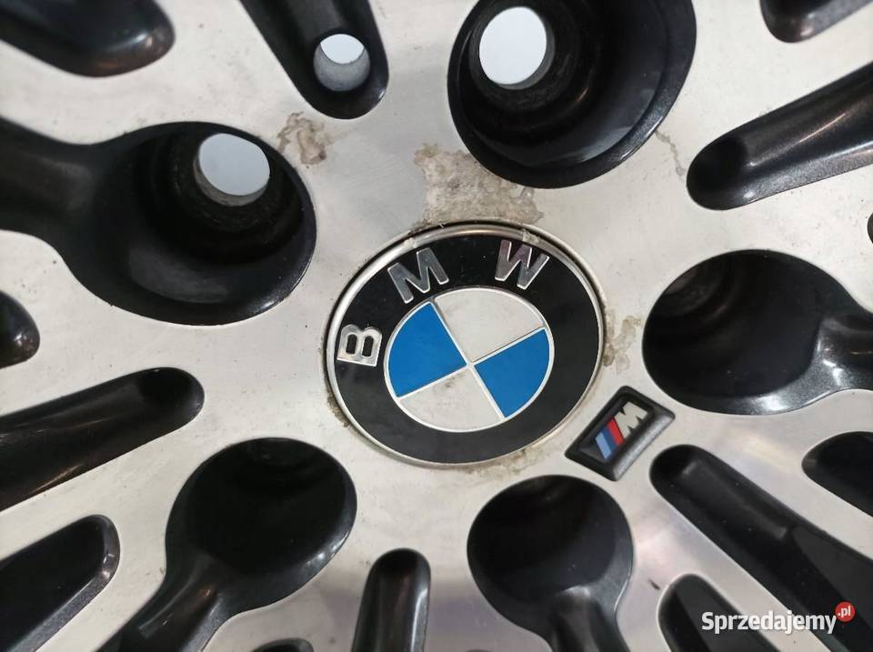 FELGA ALUMINIOWA R19 5X120 ET44 OC65MM 9JX19H2