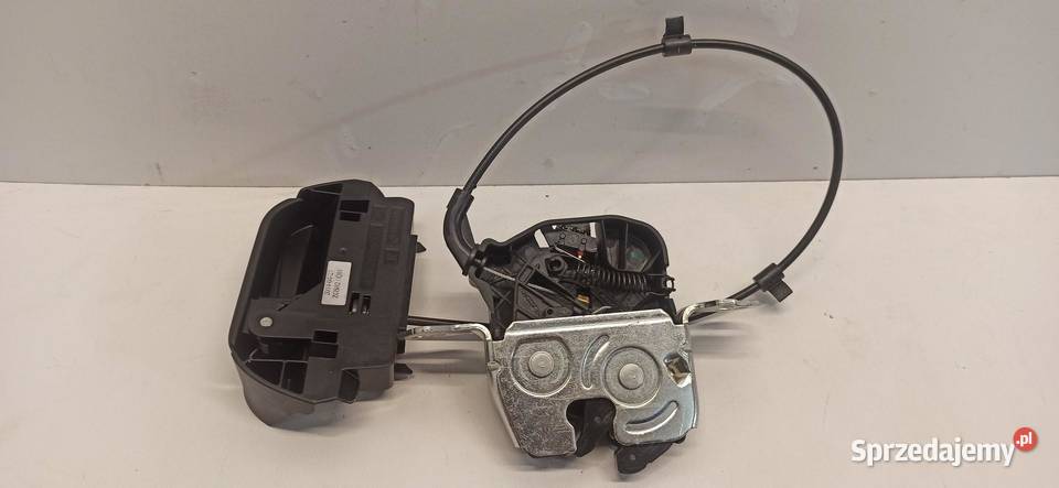 MERCEDES W205 ZAMEK KANAPY PRAWY A2059205000 osobowe dolnośląskie