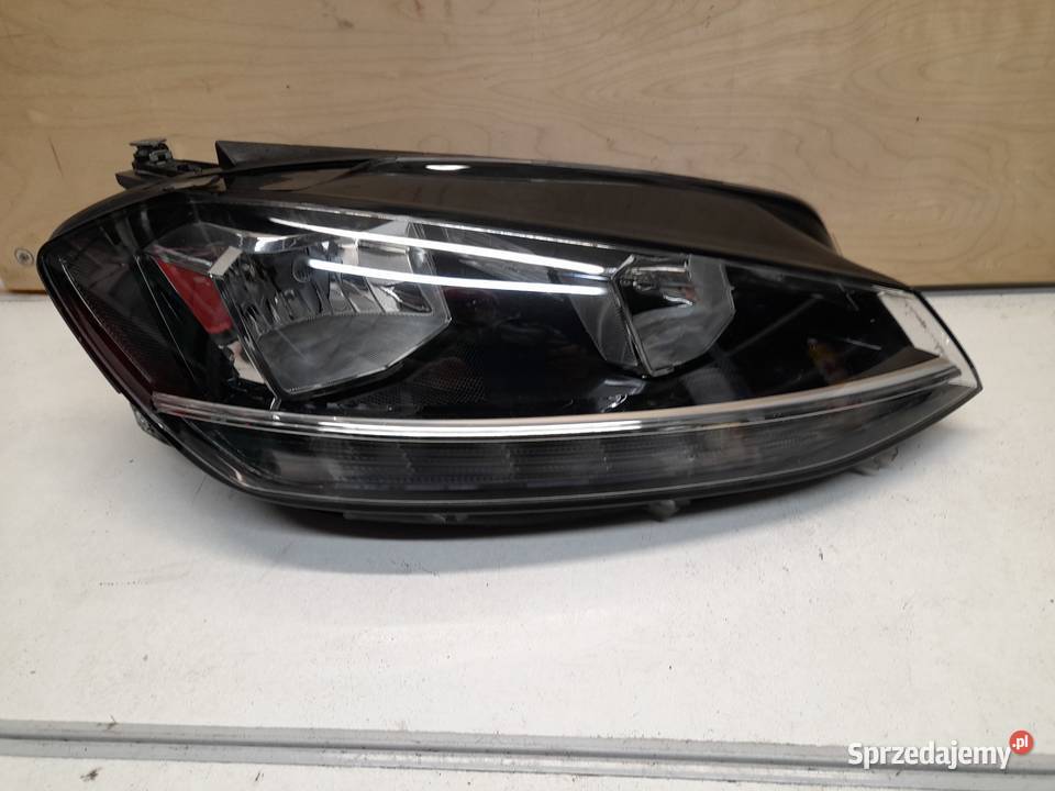 VW GOLF VII 7 LAMPA LED PRZEDNIA PRAWA prawe sprzedam