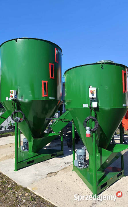 Mieszalnik pasz MROL 1000 H0372 Proszówka