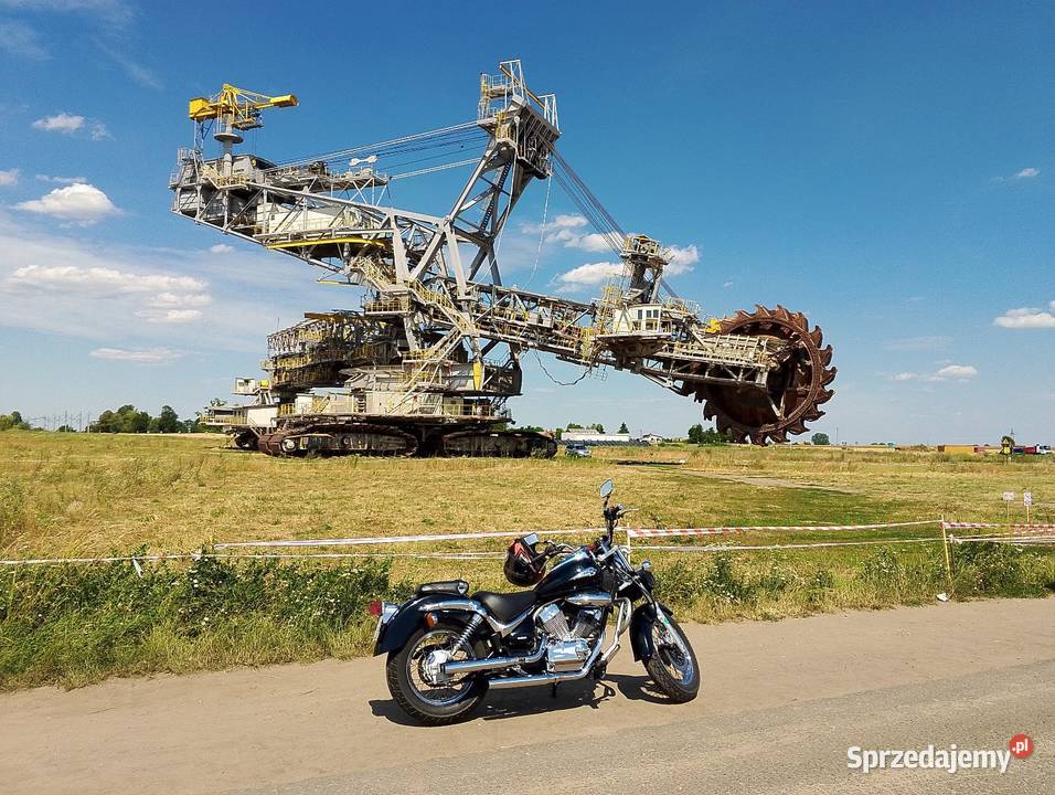 Suzuki Intruder 250125