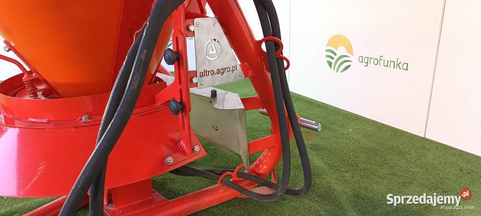 Rozsiewacz LejekPiaskarko Solarka nieuszkodzony podkarpackie Stalowa Wola