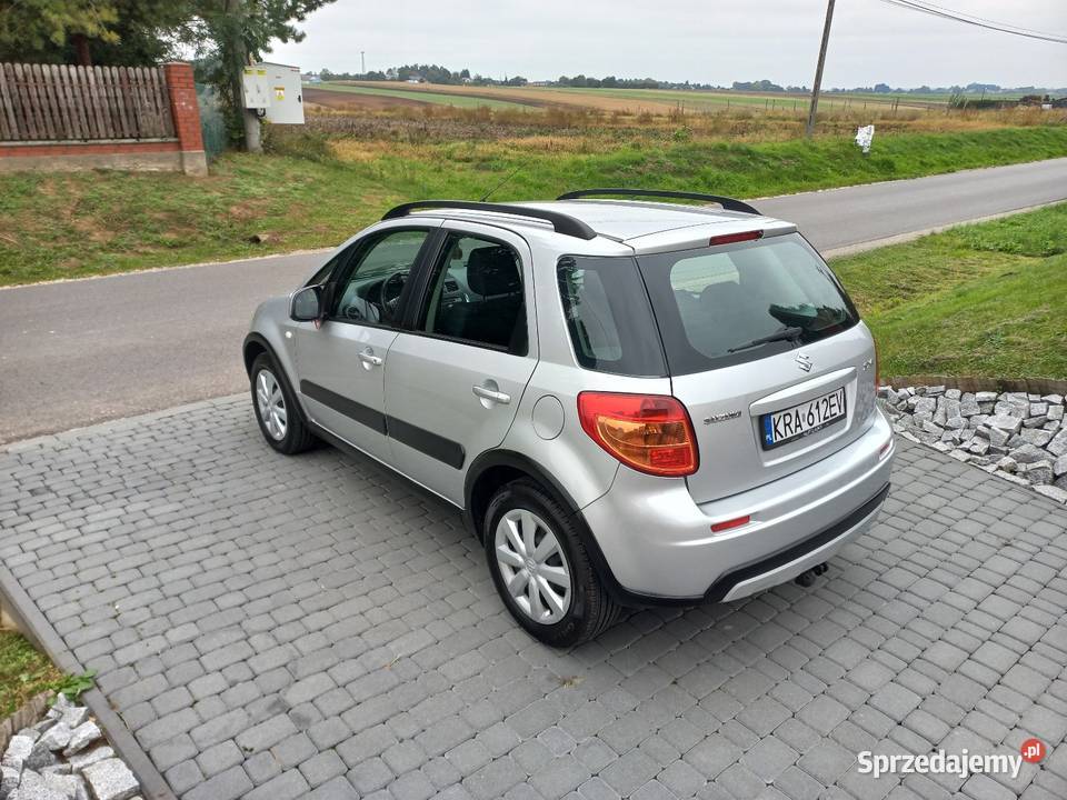 Suzuki SX4 Benzyna 16 elektryczne szyby SX4