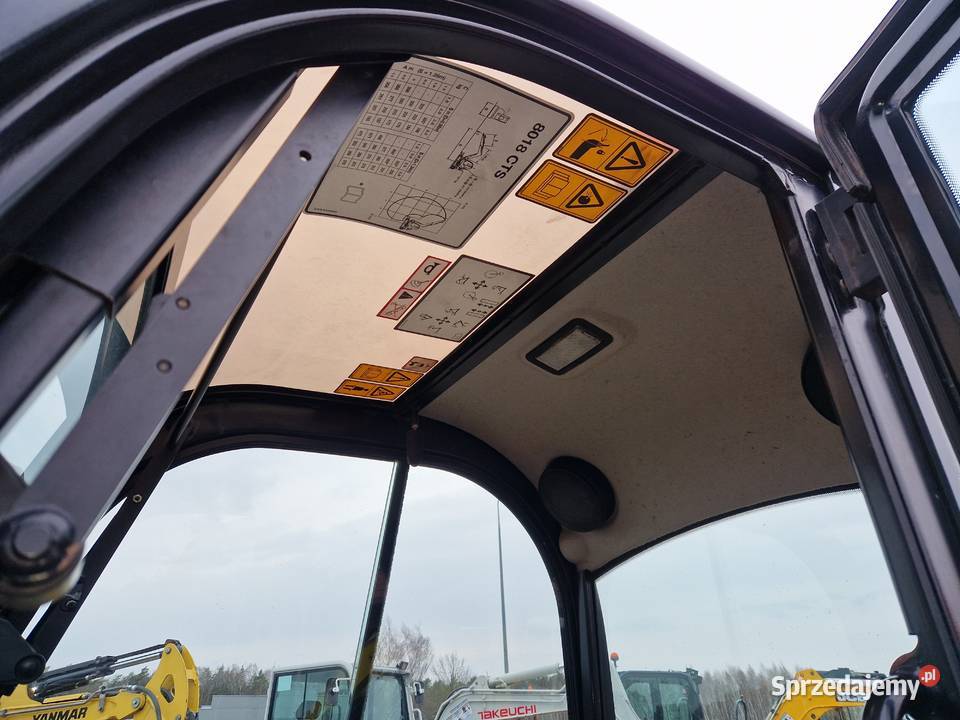 Minikoparka JCB 8018 CTS 2017r 1900mtg rozsuwane Rok produkcji 2017 Maszyny budowlane sprzedam
