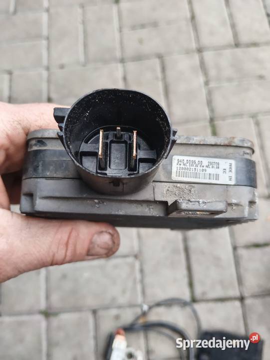 Sterownik wentylatora chłodnicy Volvo SV XC Tomaszów Lubelski