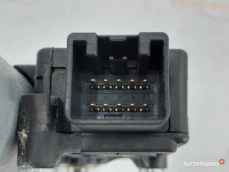 HYUNDAI i40 BLUE 13r silniczek szyberdachu lewy Kielce