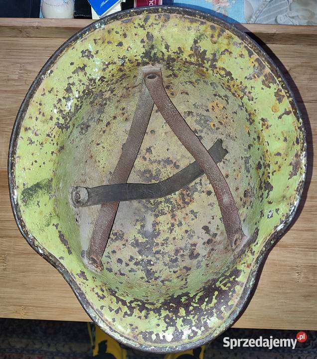 Hełm niemiecki M 35 Warszawa