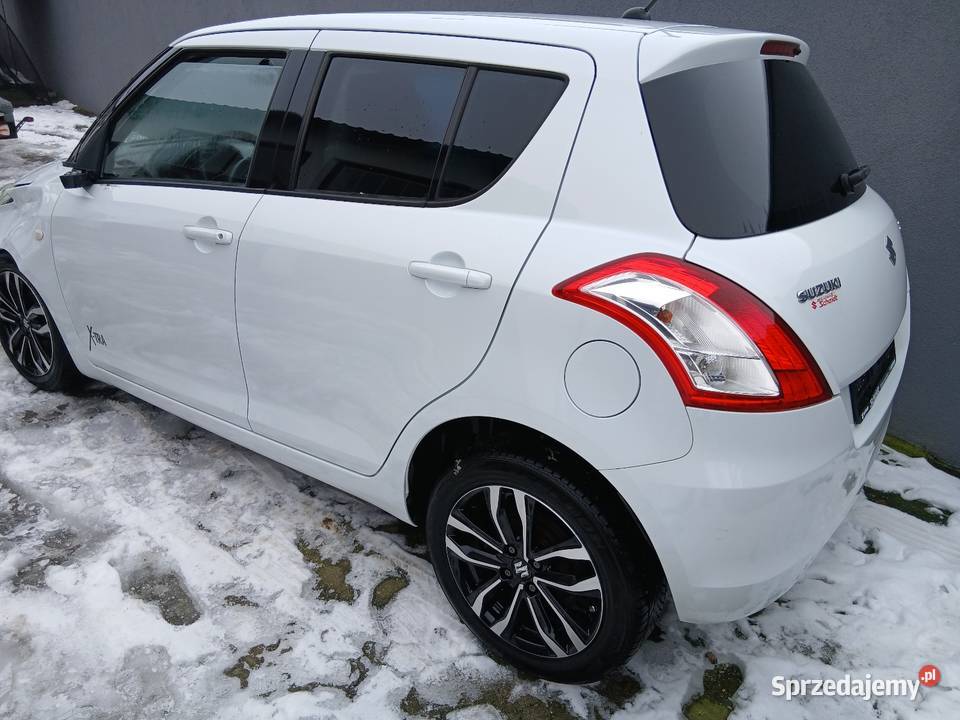 Suzuki Swift benzyna przebieg 130 15r 90KM Czermin