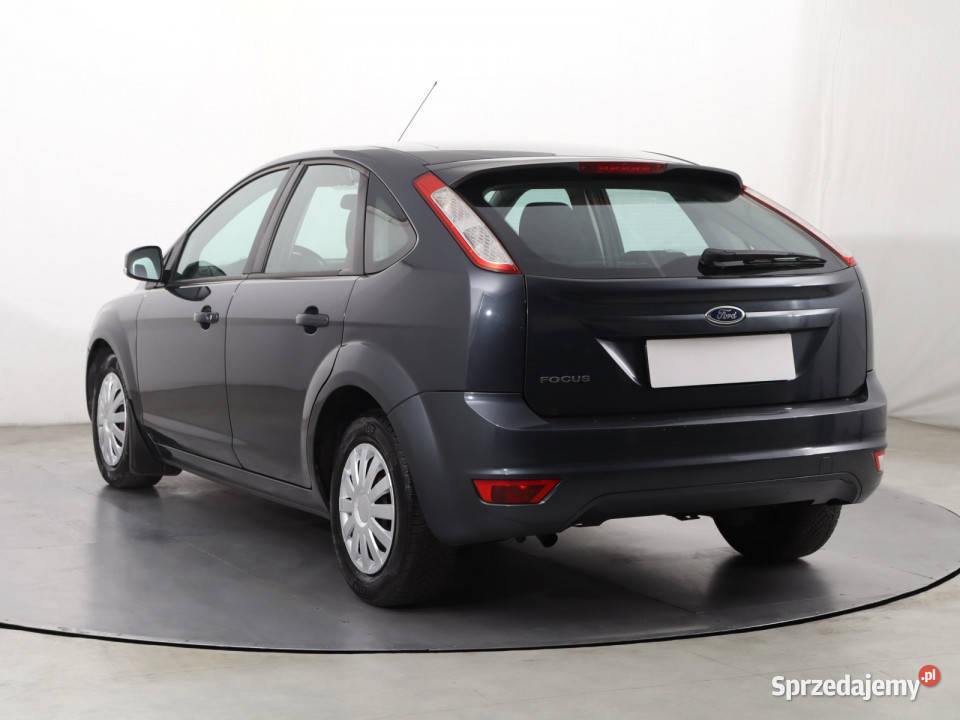 Ford Focus 14 16V 1388cm3