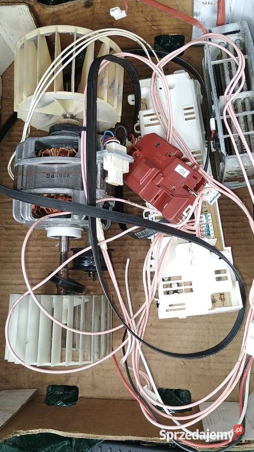 Suszarka bębnowa Zanussi model ZDCB37209W Lubartów