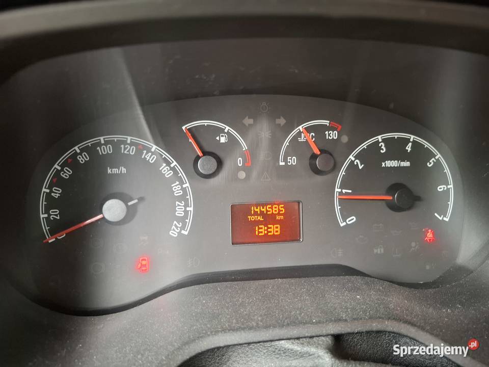Opel Combo 2018 144 Klima 6 biegów Diesel 1600cm3