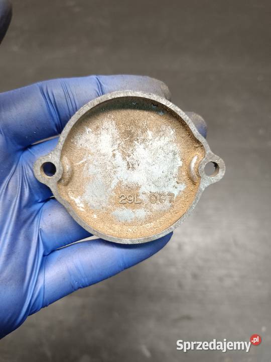 Dekielek zaworu zaślepka pokrywka gniazda części Gołaczewy