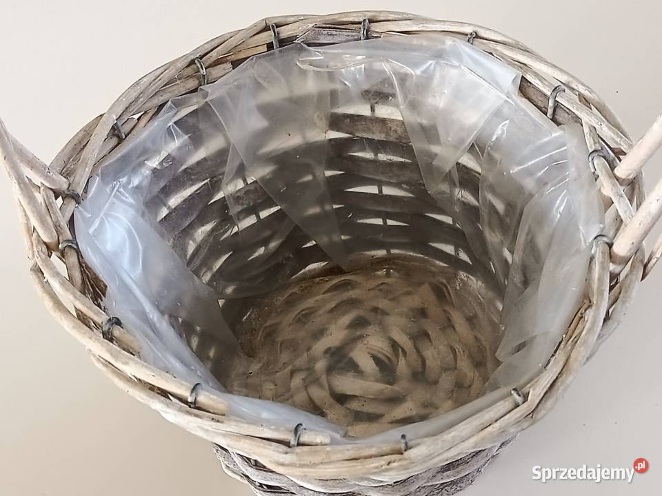 Koszyk pleciony z wikliny sielski styl na Zamość