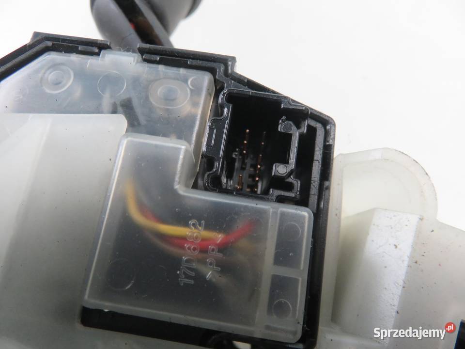 PRZEŁĄCZNIK ZESPOLONY MAZDA 5 CC5317E418