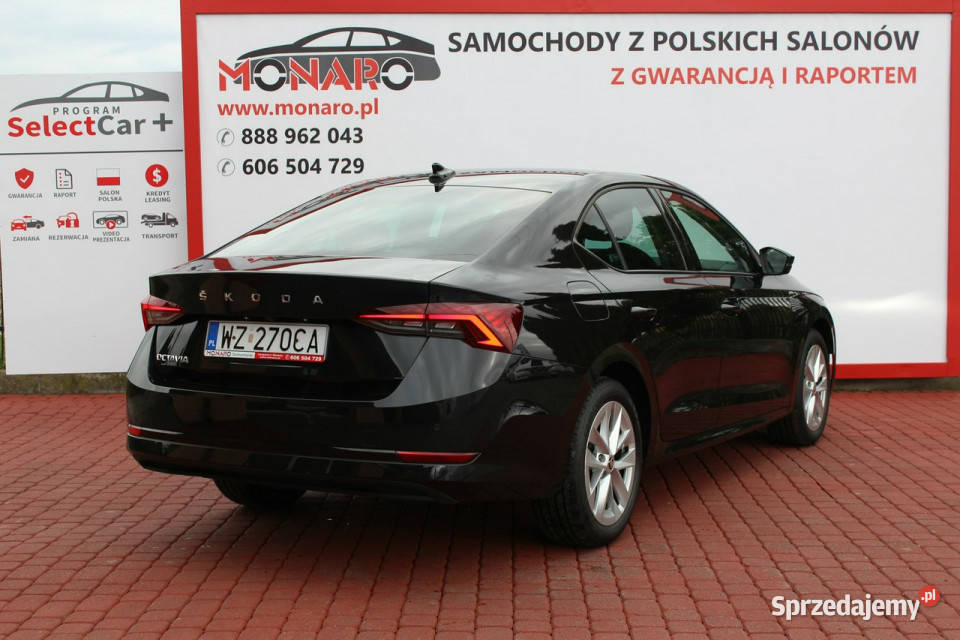 koda Octavia AMBITION 15 TSI Salon Polska światła LED Octavia Włocławek