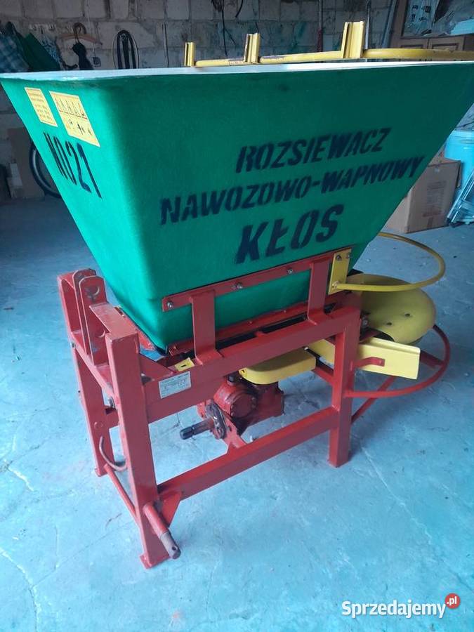 Rozsiewacz nawozu motyl kłos nieuszkodzony lubelskie Ulan-Majorat