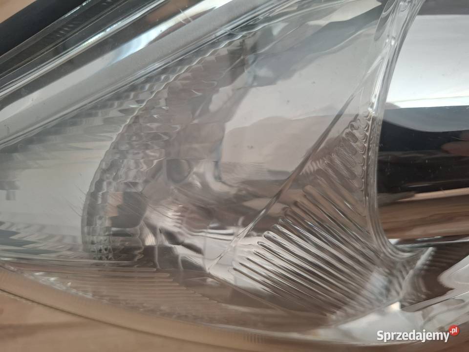 Lampa przednia prawa toyota RAV4 III wielkopolskie Kalisz sprzedam