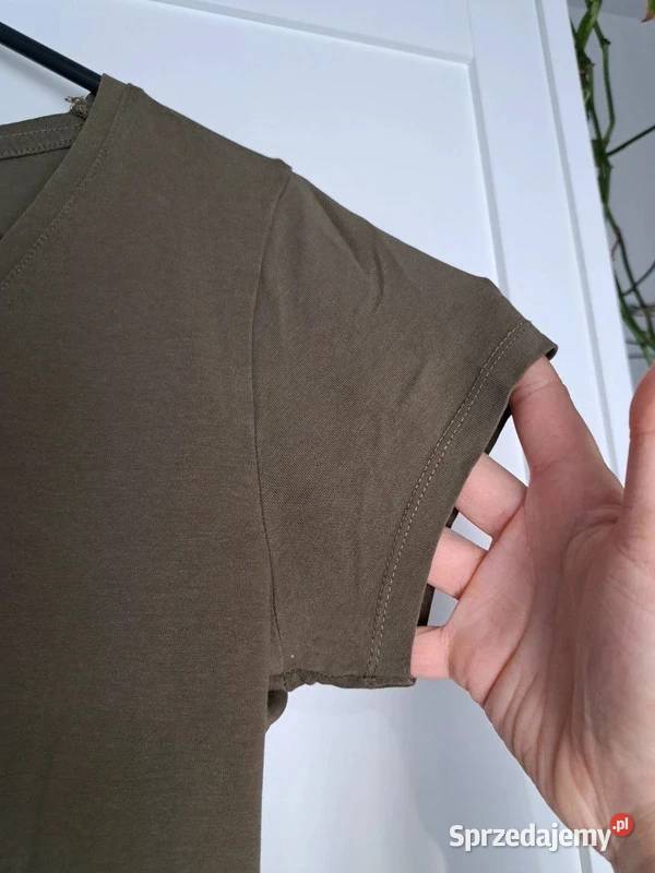 Khaki Tshirt Amisu L idealny do przeróbek na Moda i Styl pomorskie Trąbki Wielkie sprzedam