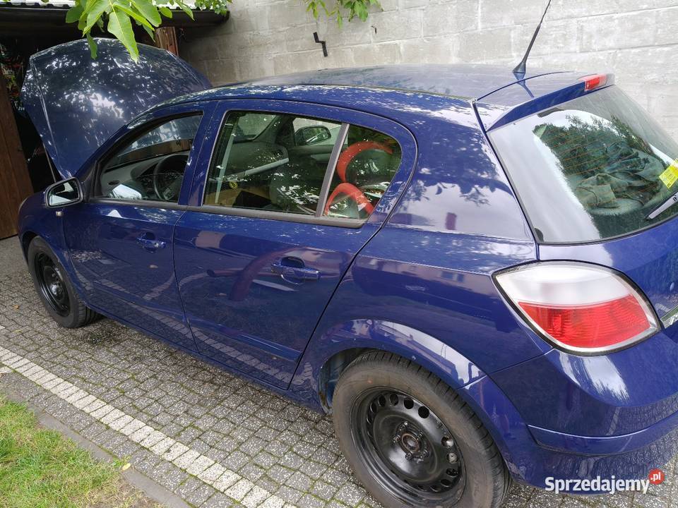 OPEL ASTRA H 17 Radom