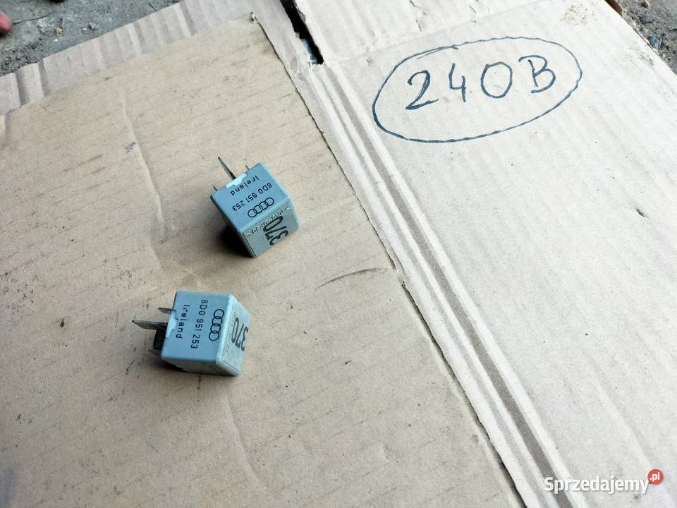 PRZEKAŹNIK 370 8D0951253 AUDI A6C4 100 lubelskie Kamień-Kolonia