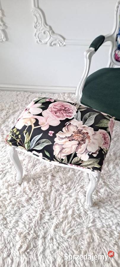 Stylowy fotel pufa kwiaty Ludwik Ludwikowski Szczecin