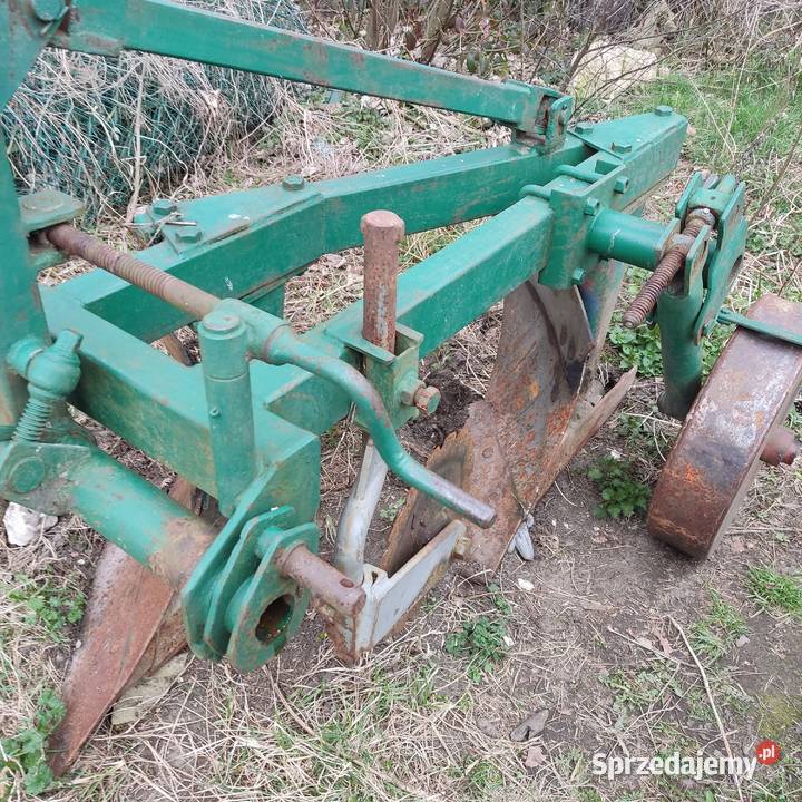 Pług trzyskibowy zagonowy Krzętów