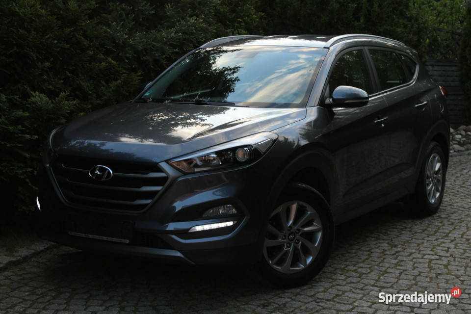 Hyundai Tucson Benzyna 16 GDI Nawigacja Led centralny zamek Lubań