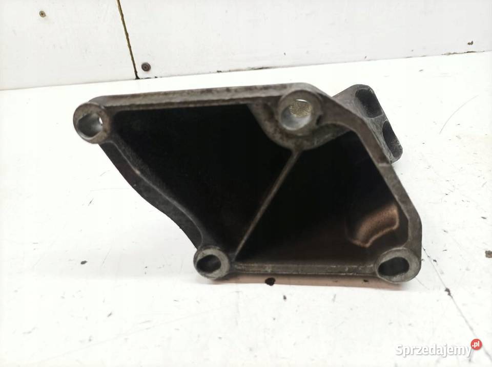 ŁAPA WSPORNIK 6754615 01 36 V8 N62 Bmw Seria 7 Rok produkcji 2002