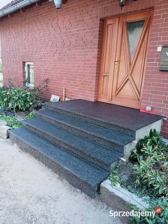 Schody i parapety granitowe i marmurowe opolskie Izbicko