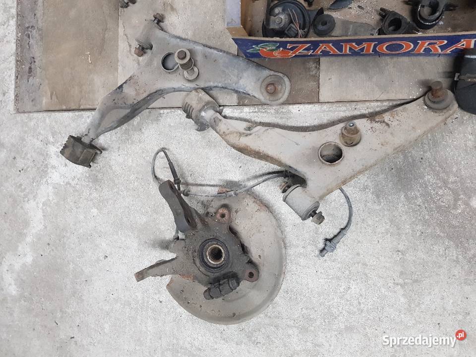 Części Mitsubishi Carisma 18 GDI wszystko co na Uniejów sprzedam
