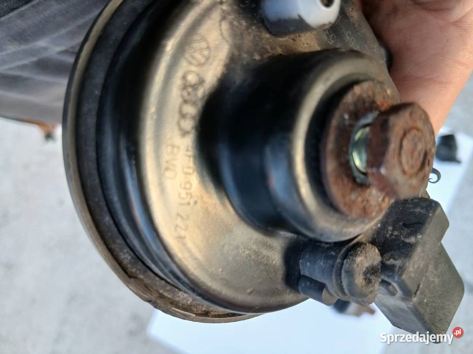 Klakson niskotonowy Bosch 011165 Audi A6 C6 Szczerbice