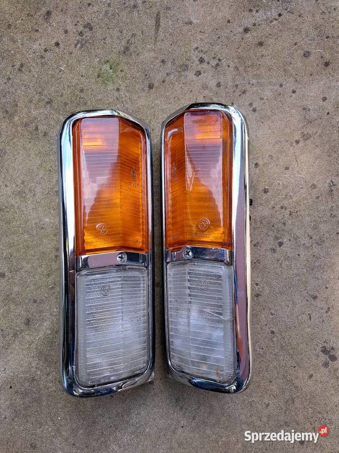 Obudowy kierunkowskazów przód PL Fiat 125p Części samochodowe Leszno