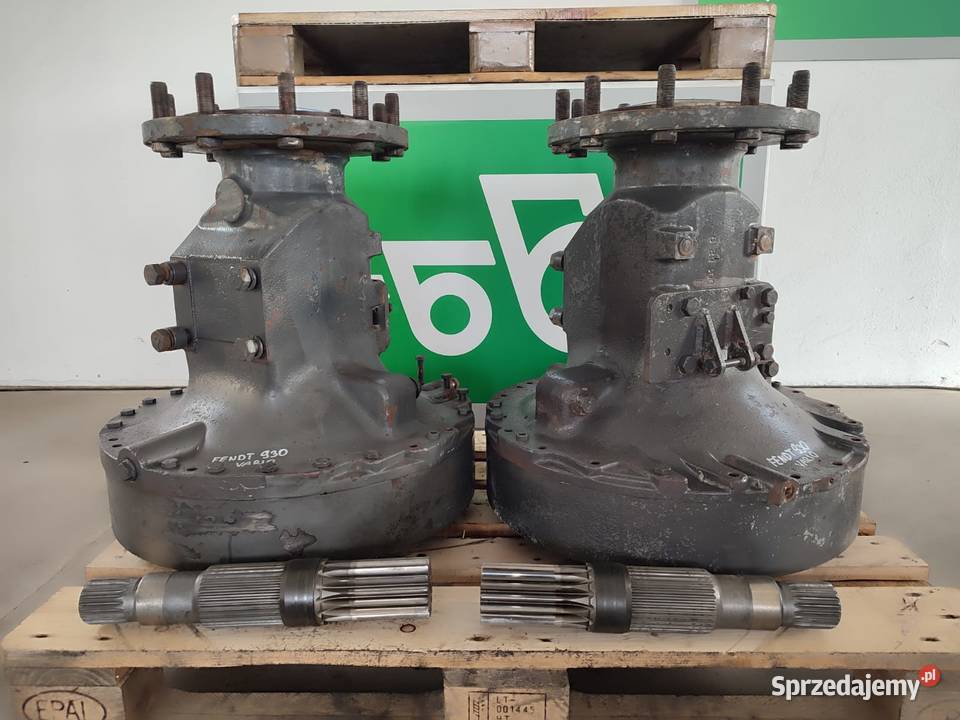 Zwolnica kompletna tył R824102150040 FENDT 930 Wilkowo sprzedam