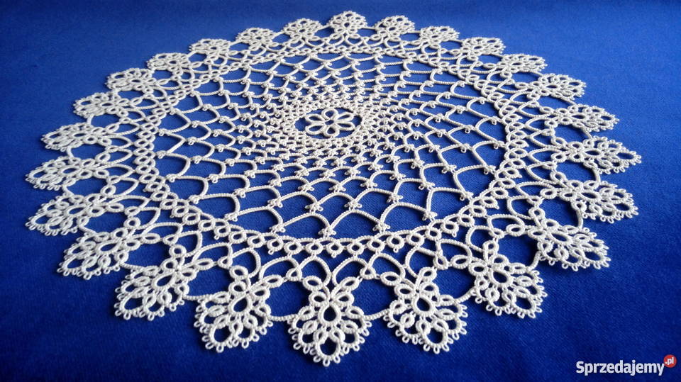 Serwetka frywolitkowa inny kolor Wiśniowa sprzedam